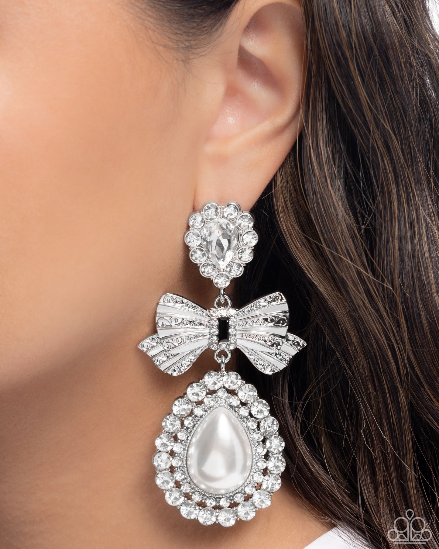 Alluring Aesthetic - White Earrings - Paparazzi Accessories