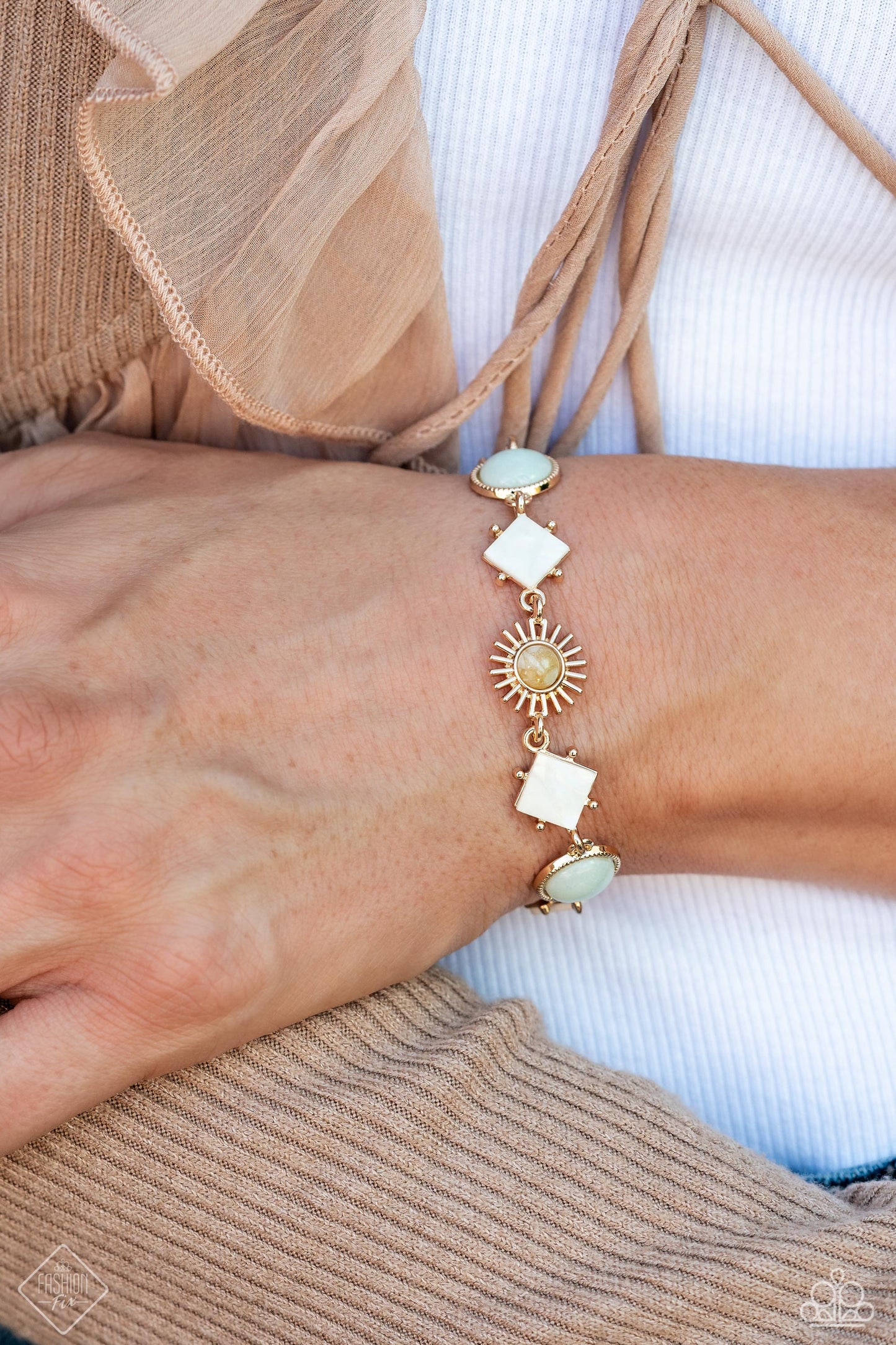 September 2023 - Fashion Fix - Simply Santa Fe