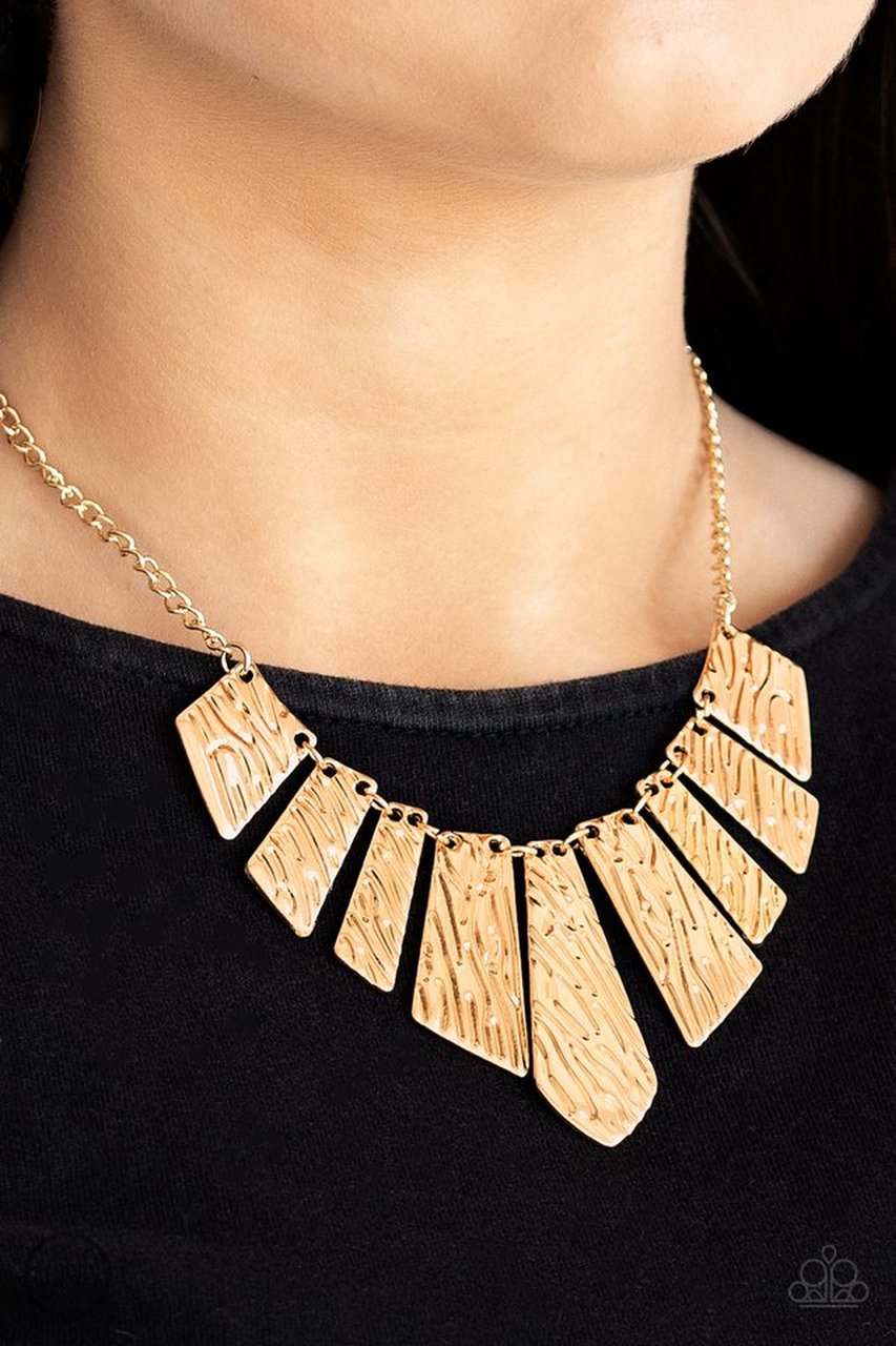 Texture Tigress - Gold Necklace - Paparazzi Accessories - Paparazzi Accessories
