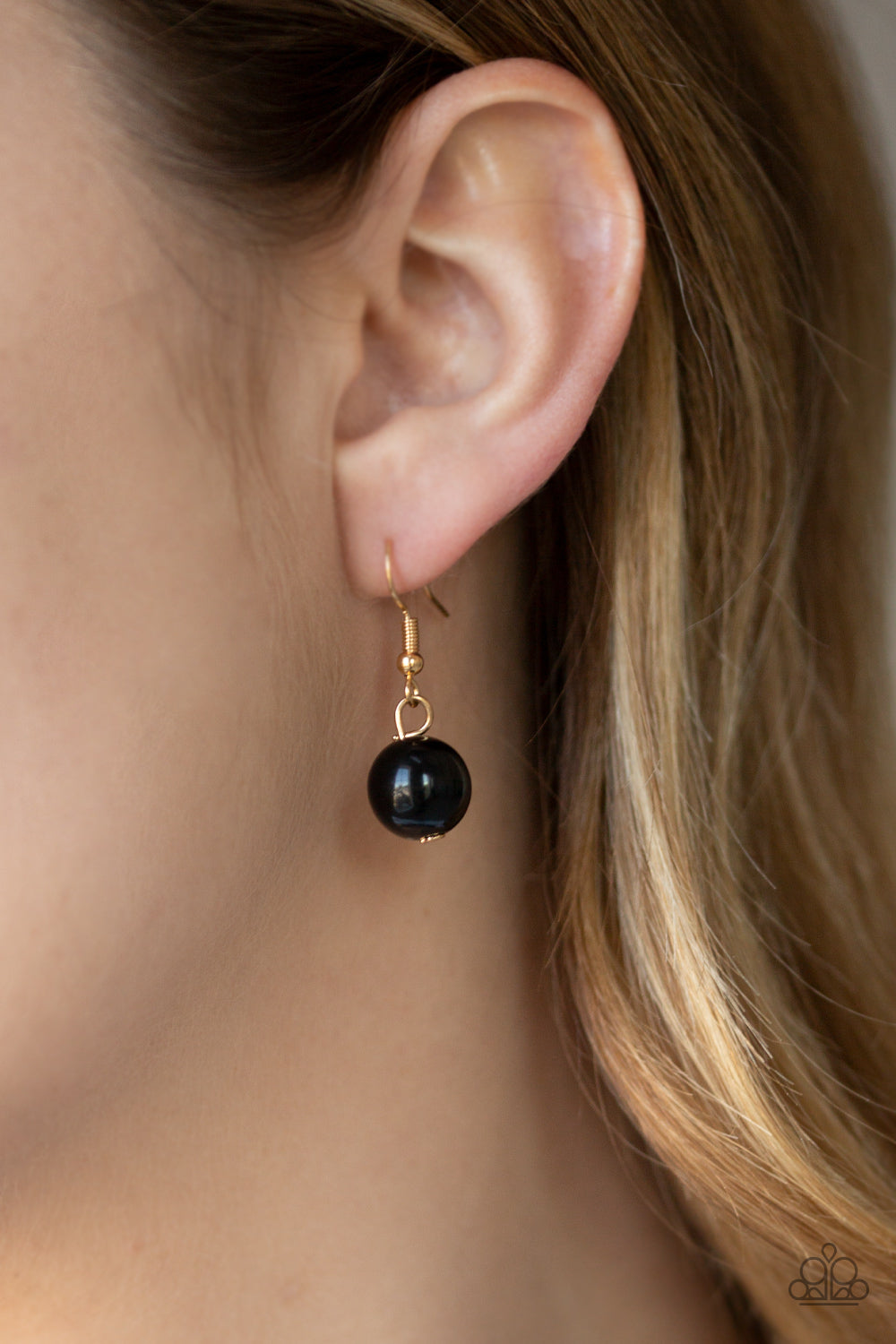 Get Off My Runway - Gold - Paparazzi Accessories