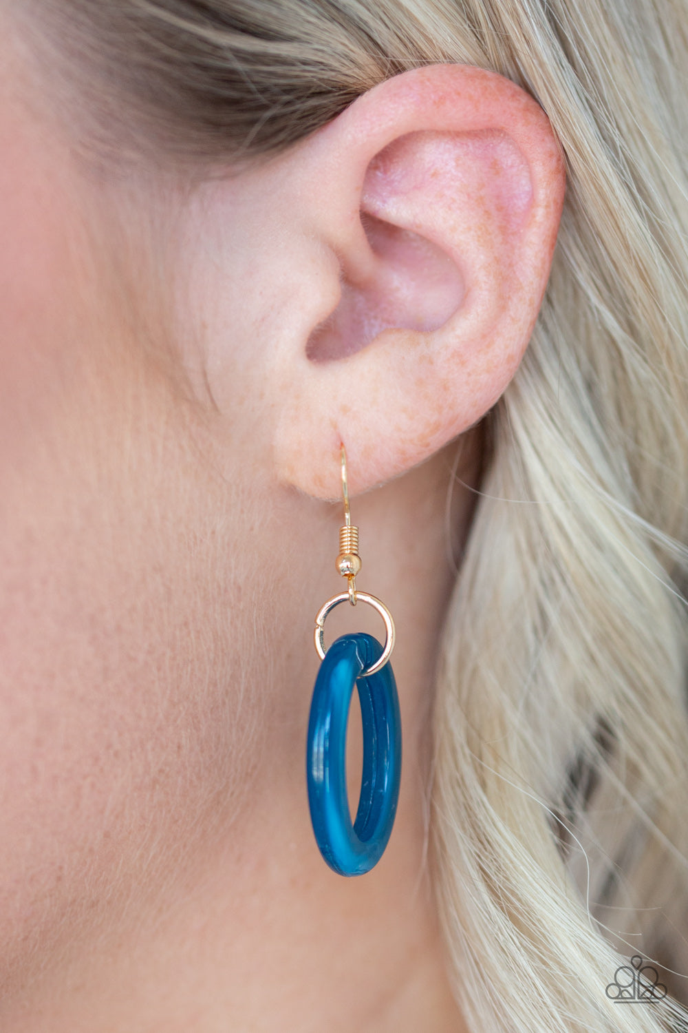 I Have A HAUTE Date - Blue Necklace - Paparazzi Accessories