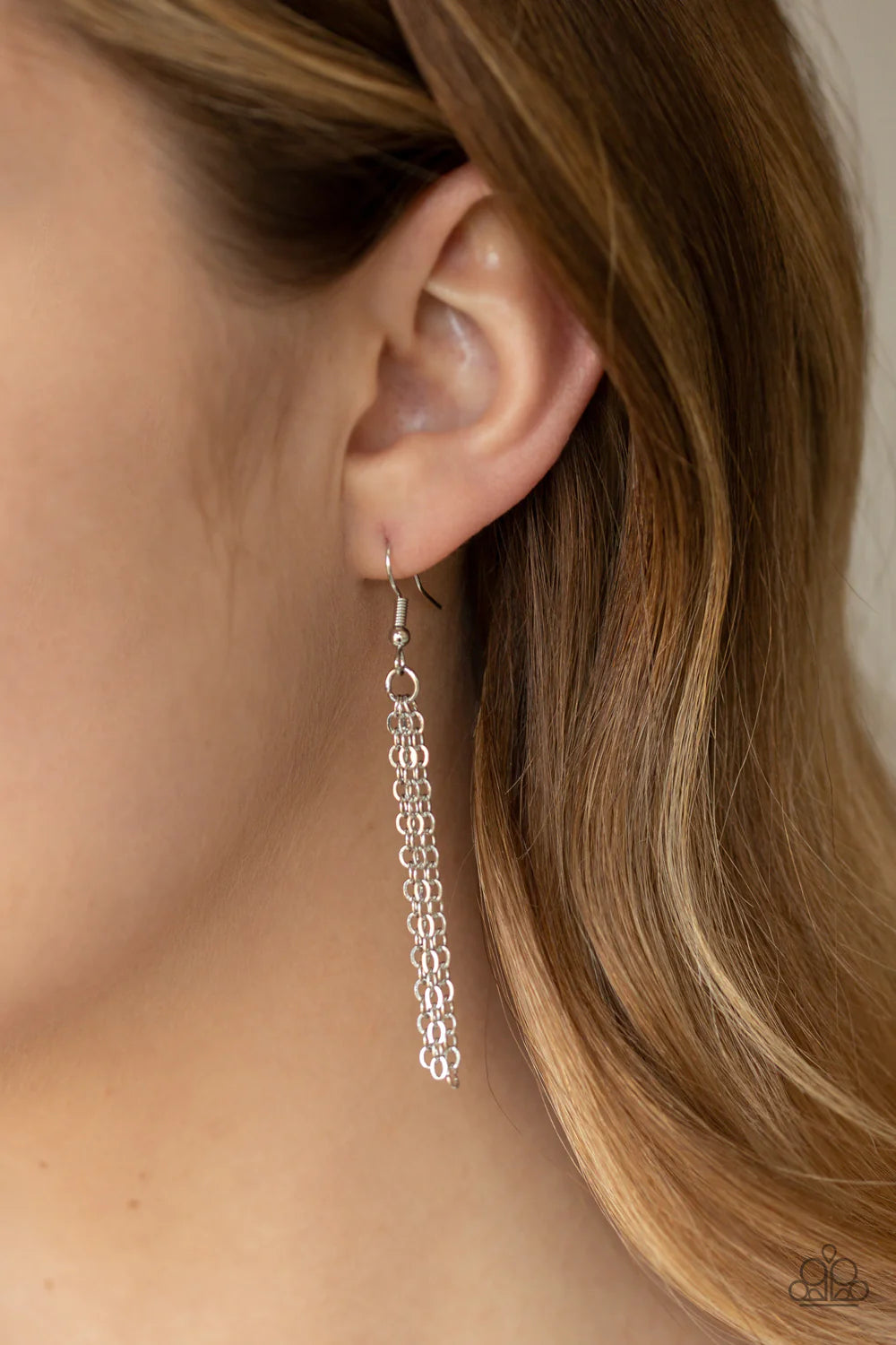 Breaking Out of My Shell - Silver Necklace - Paparazzi Accessories