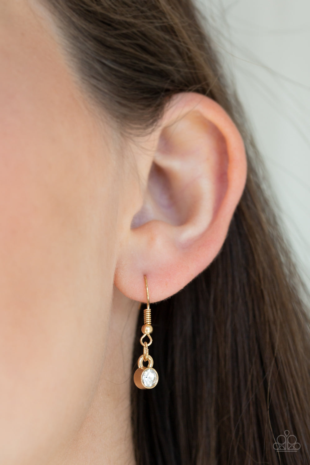 Urban District - Gold Necklace - Paparazzi Accessories - Paparazzi Accessories