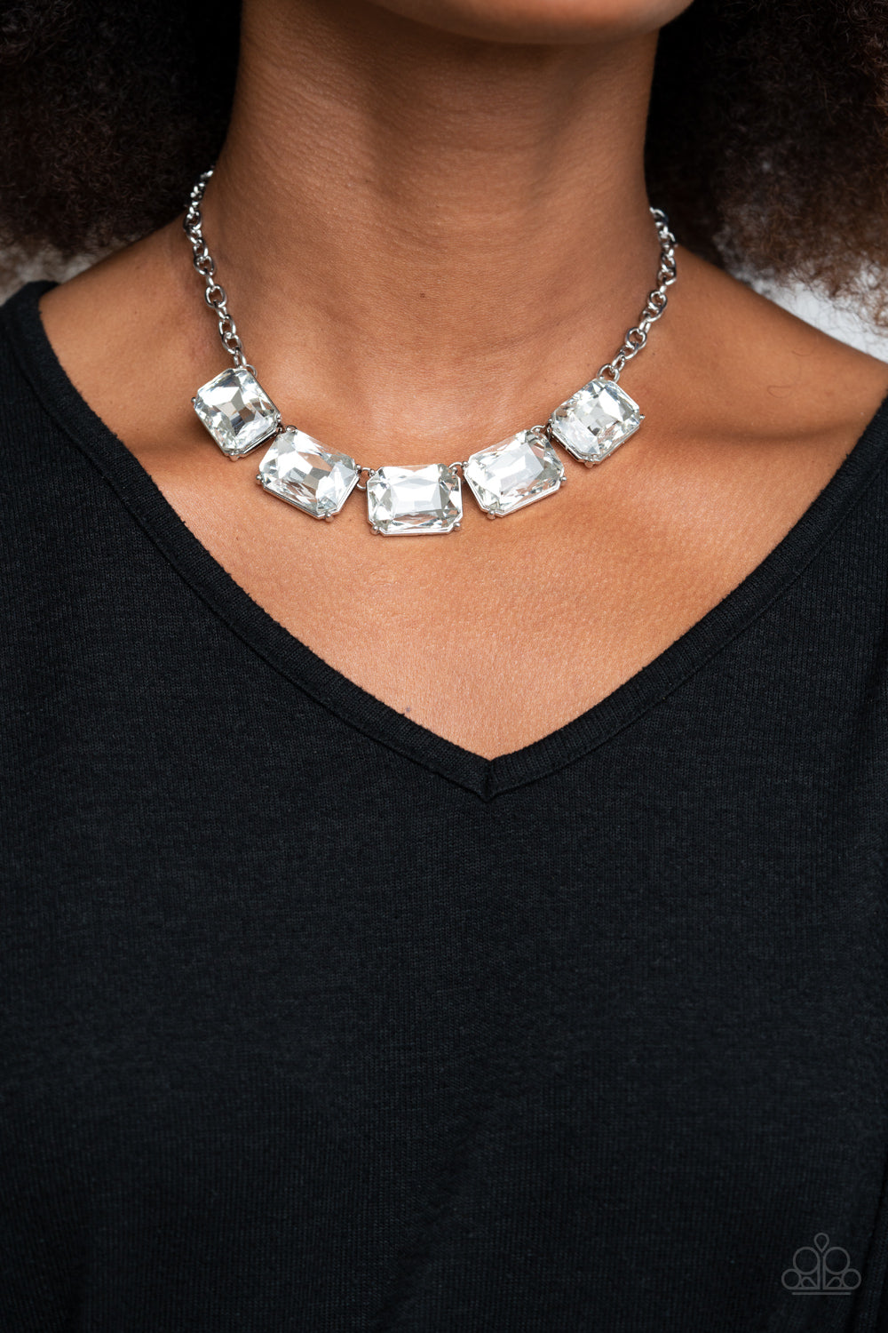 Deep Freeze Diva - White Necklace - Paparazzi Accessories - Paparazzi Accessories