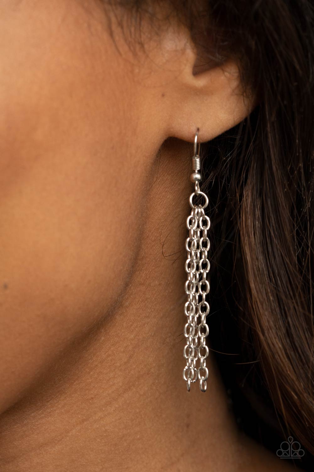 Gallery Relic - Silver Necklace- Paparazzi Accessories - Paparazzi Accessories