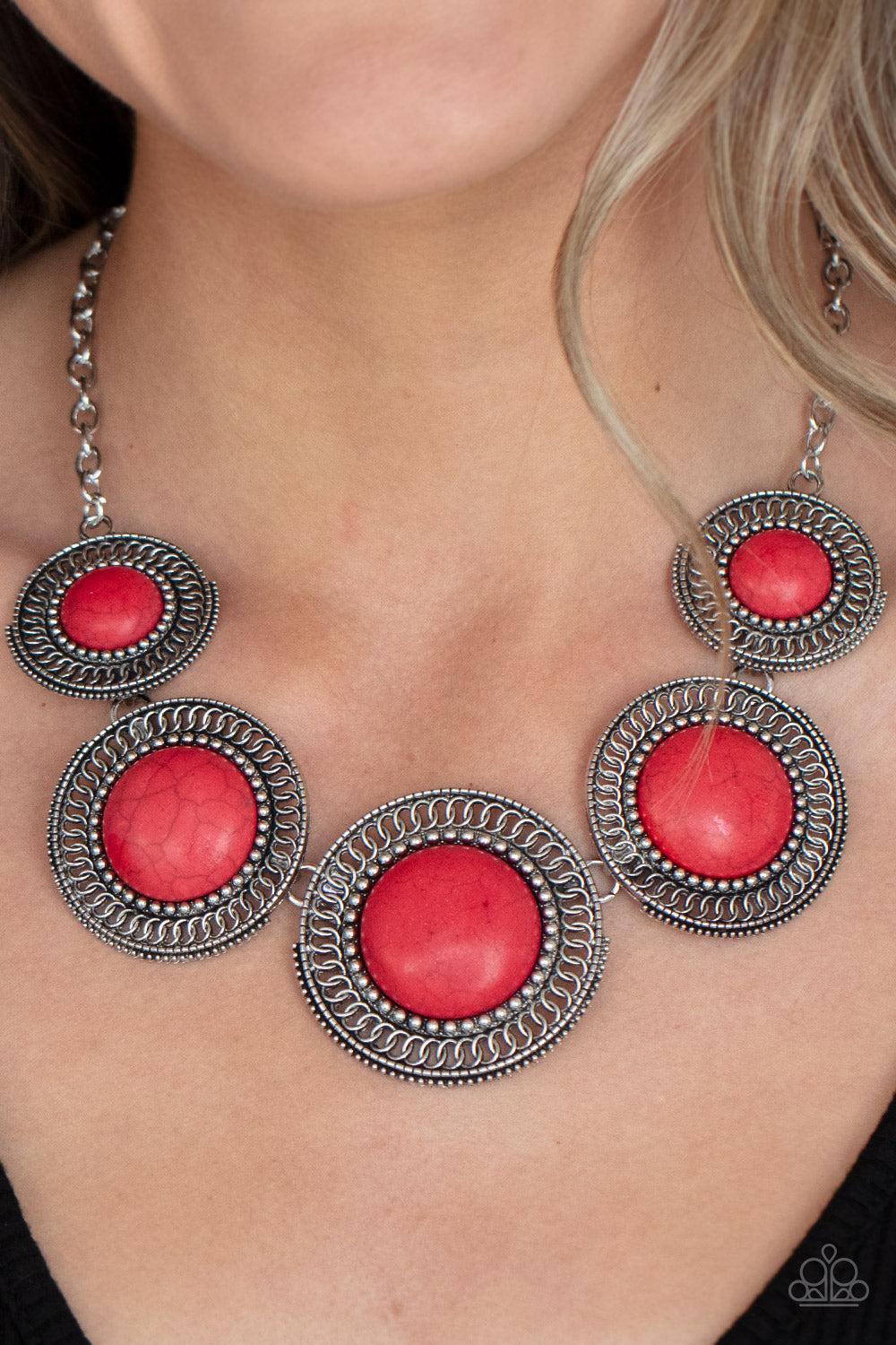 She Went West - Red Necklace - Paparazzi Accessories - Paparazzi Accessories