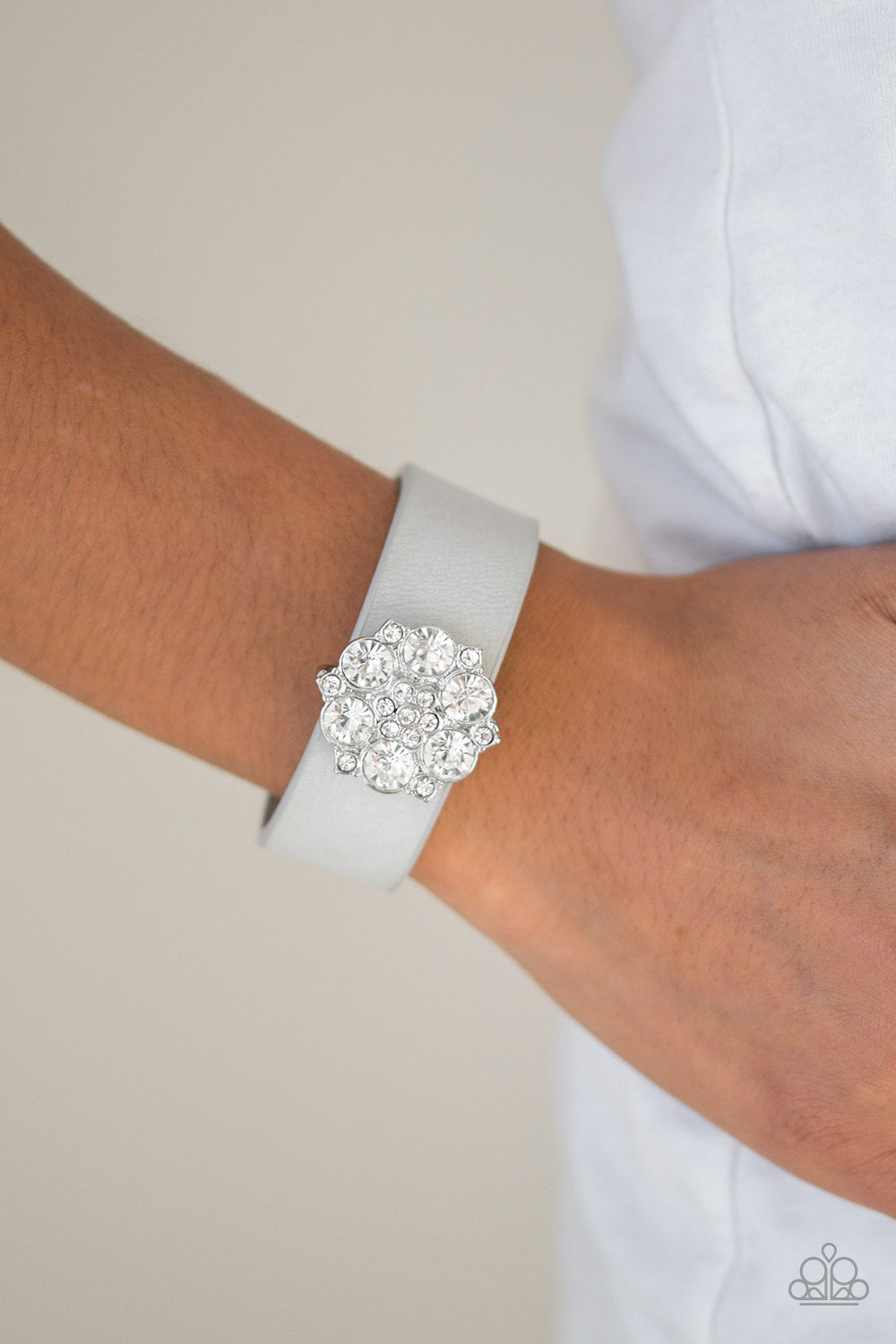 Show Stopper Silver Urban Leather - Paparazzi Accessories