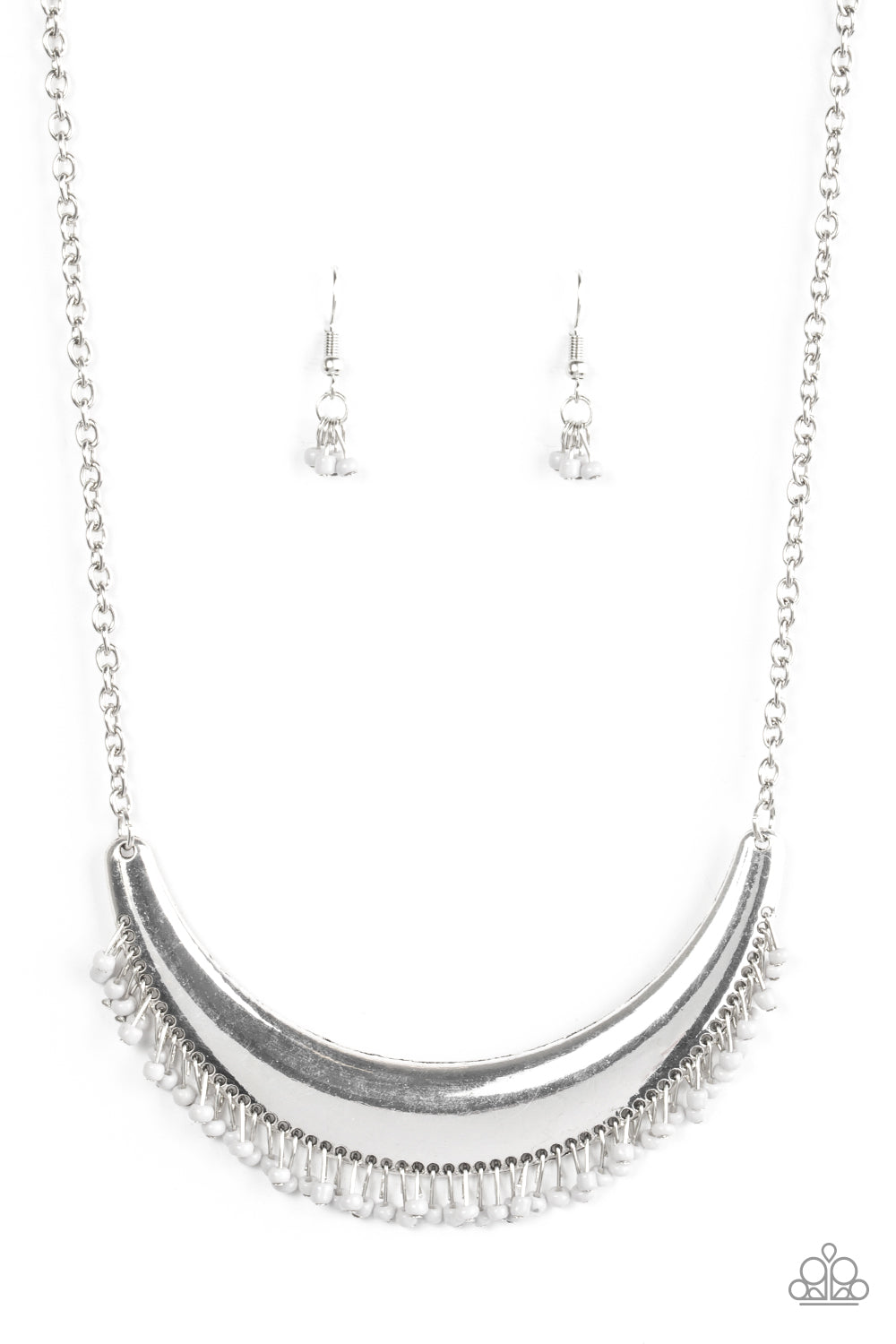 Fringe Out Silver - Paparazzi Accessories