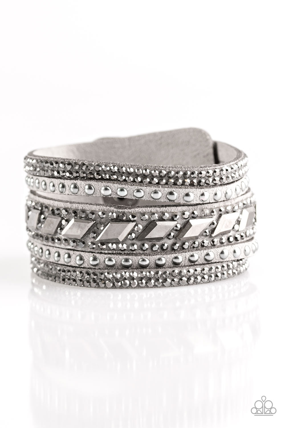 Stealing The Show - Silver - Paparazzi Accessories