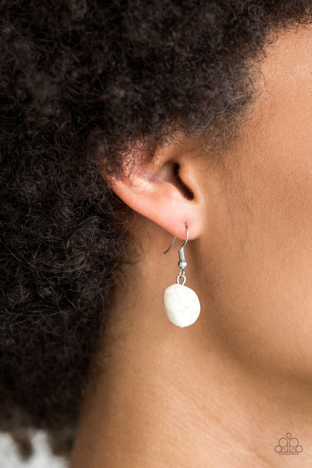 Change of Heart - White Necklace - Paparazzi Accessories - Paparazzi Accessories