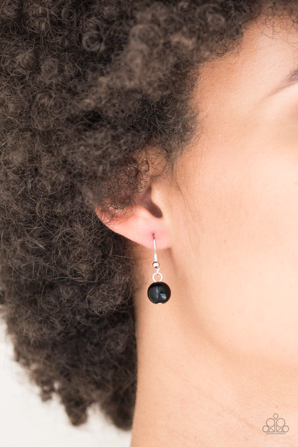 Daytime Drama - Black - Paparazzi Accessories