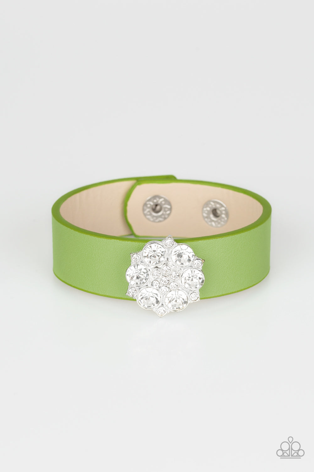 Show-Stopper - Green - Paparazzi Accessories