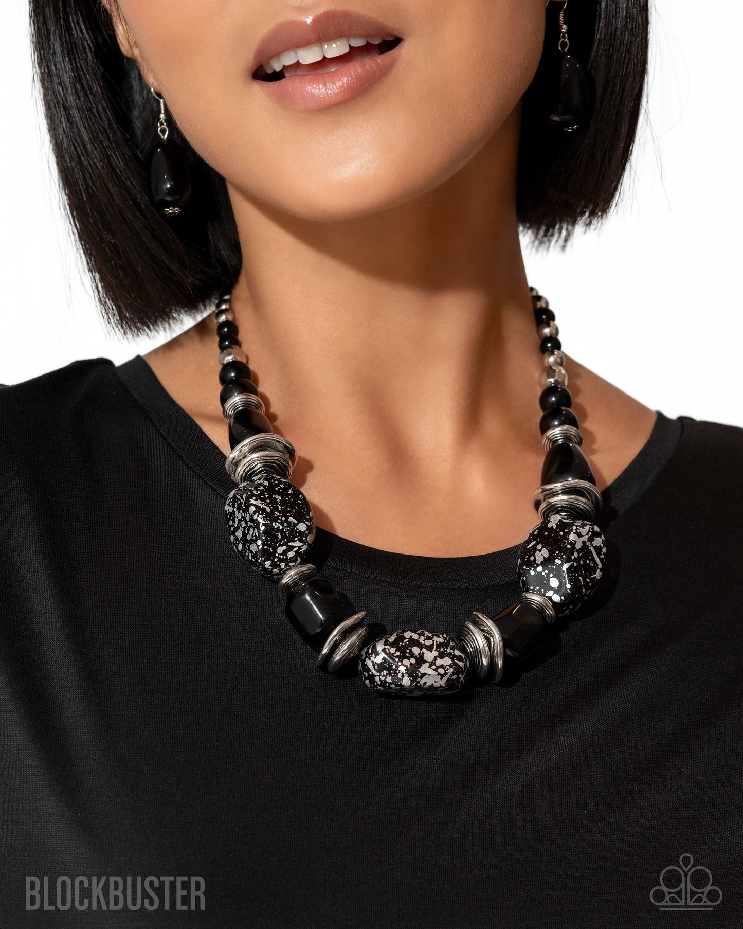 In Good Glazes - Black Necklace - Paparazzi Accessories