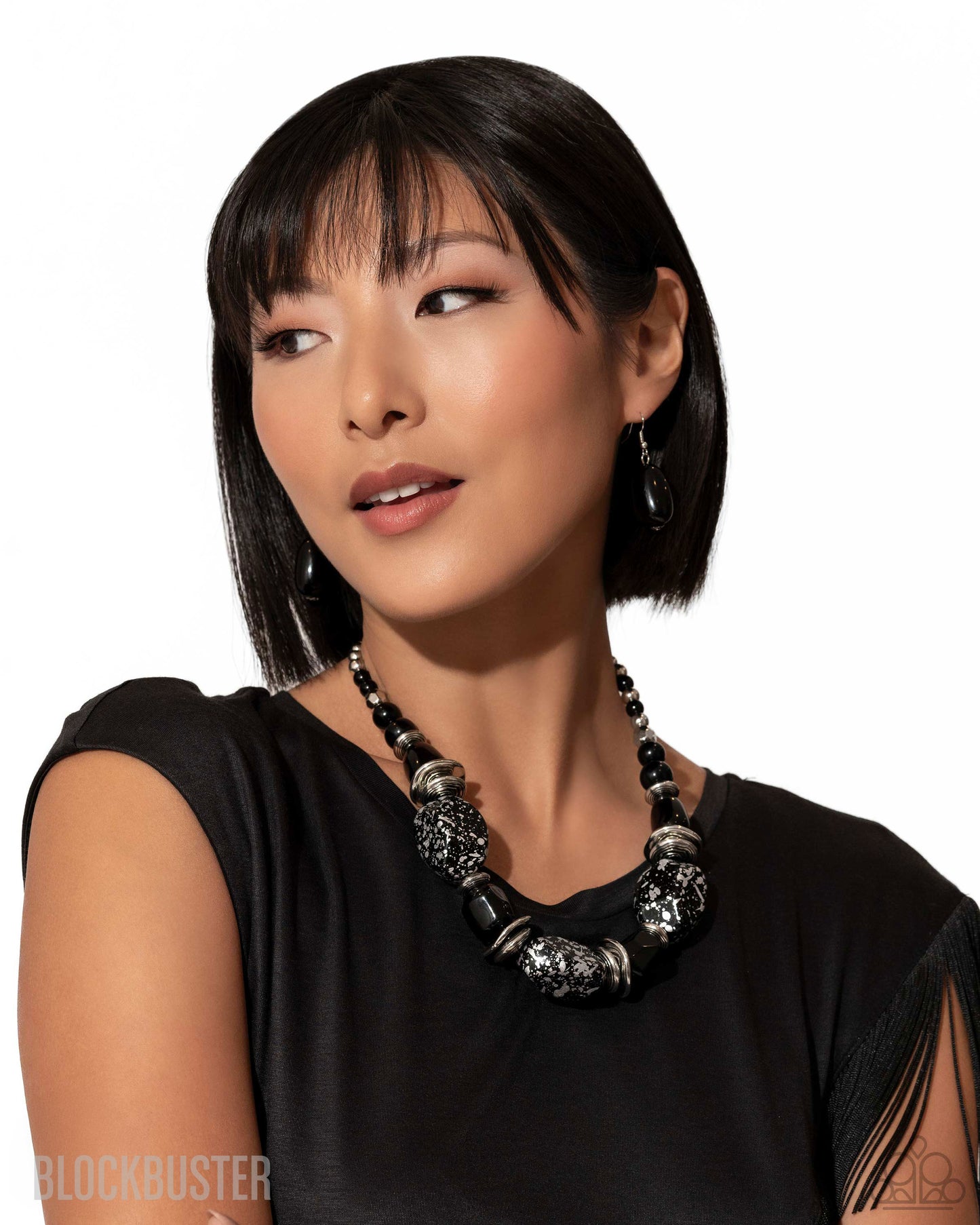 In Good Glazes - Black Necklace - Paparazzi Accessories