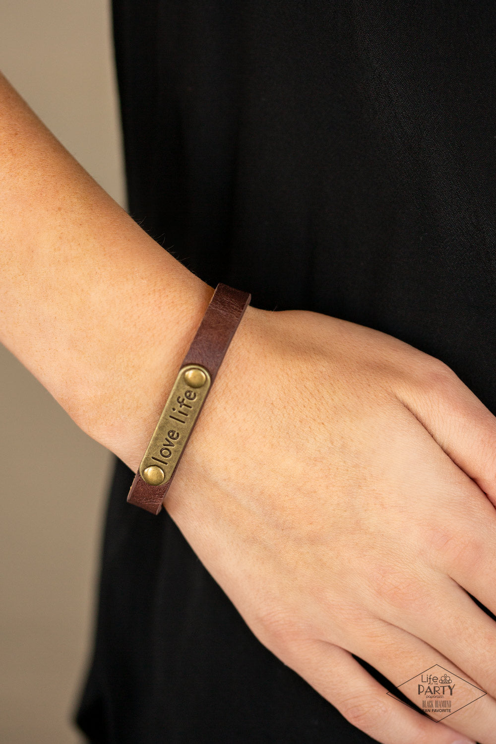 Love Life - Brass - Paparazzi Accessories 