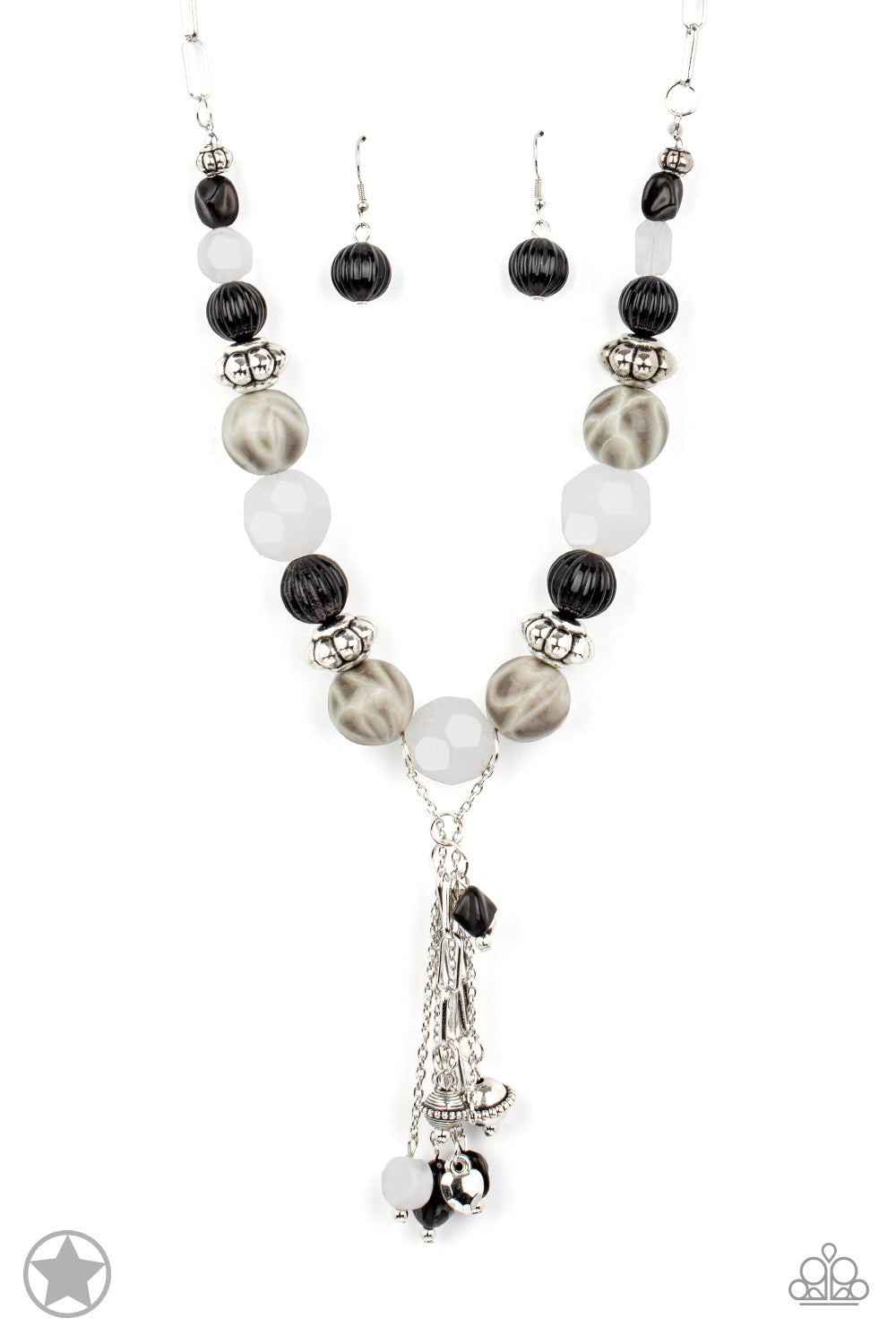 Break A Leg! Necklace - Paparazzi Accessories 