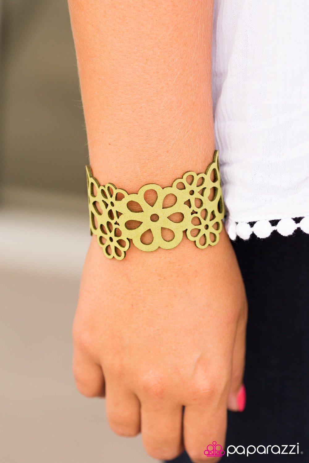 Lifes A Garden - Green - Paparazzi Accessories 