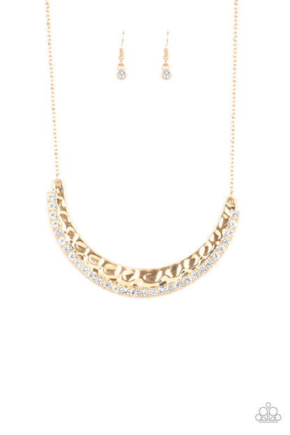Impressive - Gold Necklace - Paparazzi Accessories - Paparazzi Accessories 