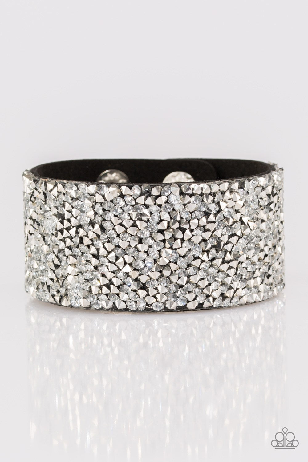 More Bang For Your Buck Black - Paparazzi Accessories 
