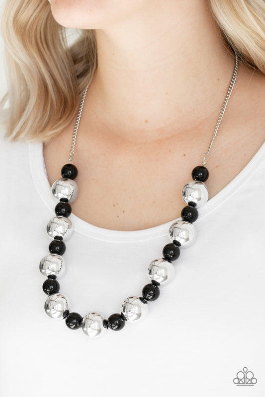 Top Pop - Black Necklace - Paparazzi Accessorieslf - Paparazzi Accessories 