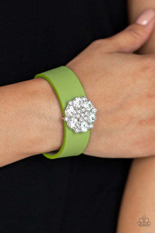 Show-Stopper - Green - Paparazzi Accessories 