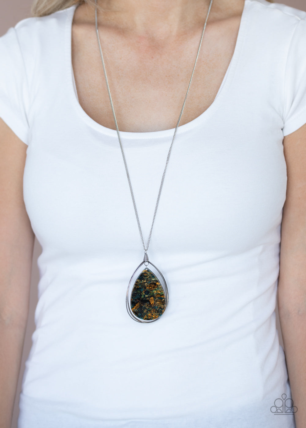 Retrograde Radiance - Multi Necklace - Paparazzi Accessories - Paparazzi Accessories 