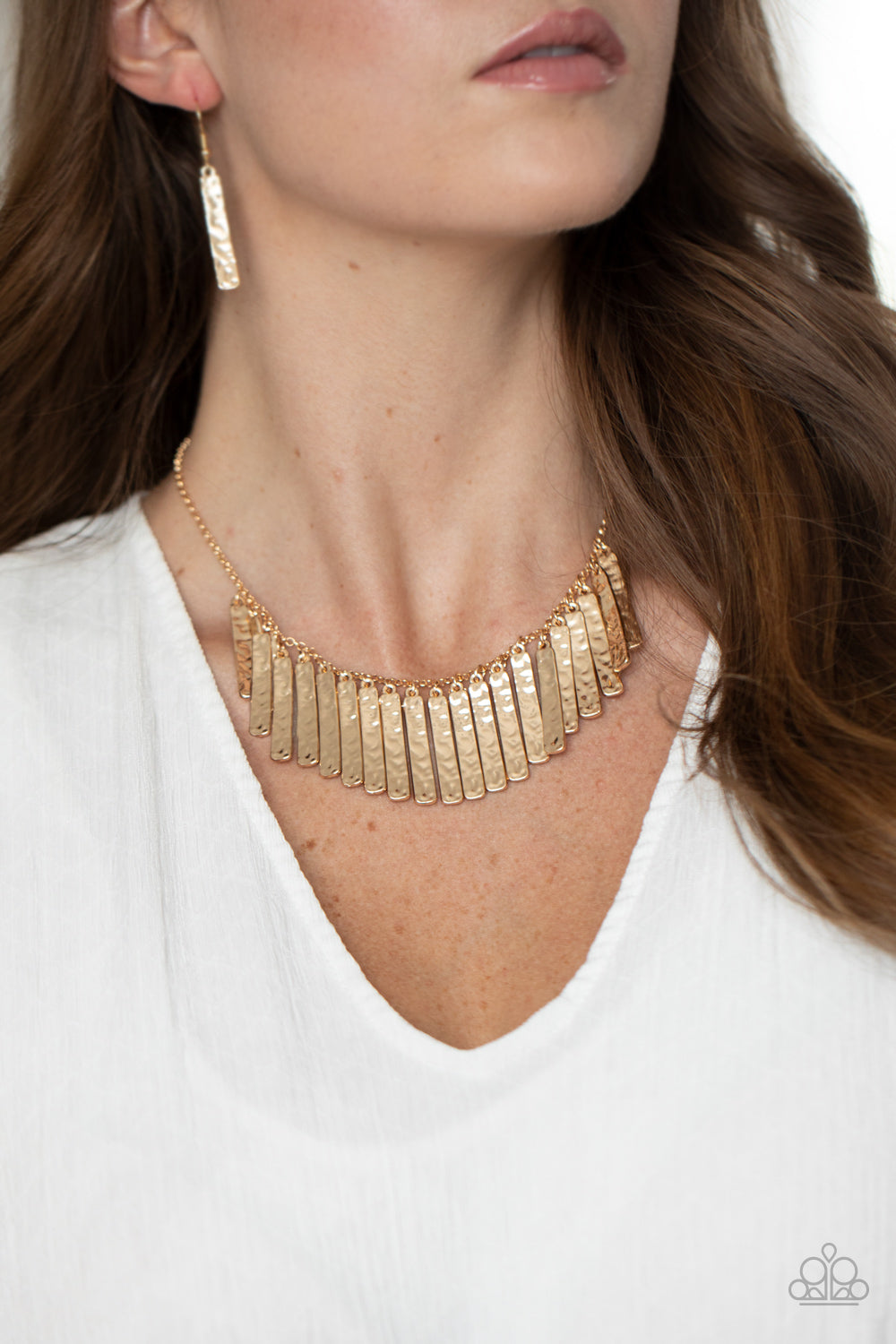 Metallic Muse - Gold Necklace - Paparazzi Accessories 