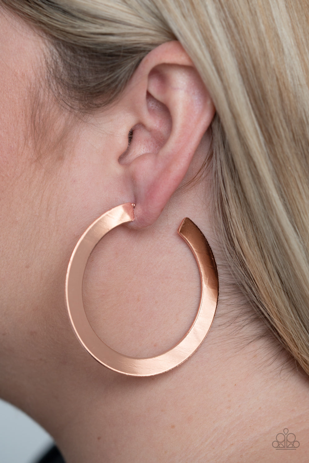 The Inside Track - Copper Hoop Earrings - Paparazzi Accessories - Paparazzi Accessories 
