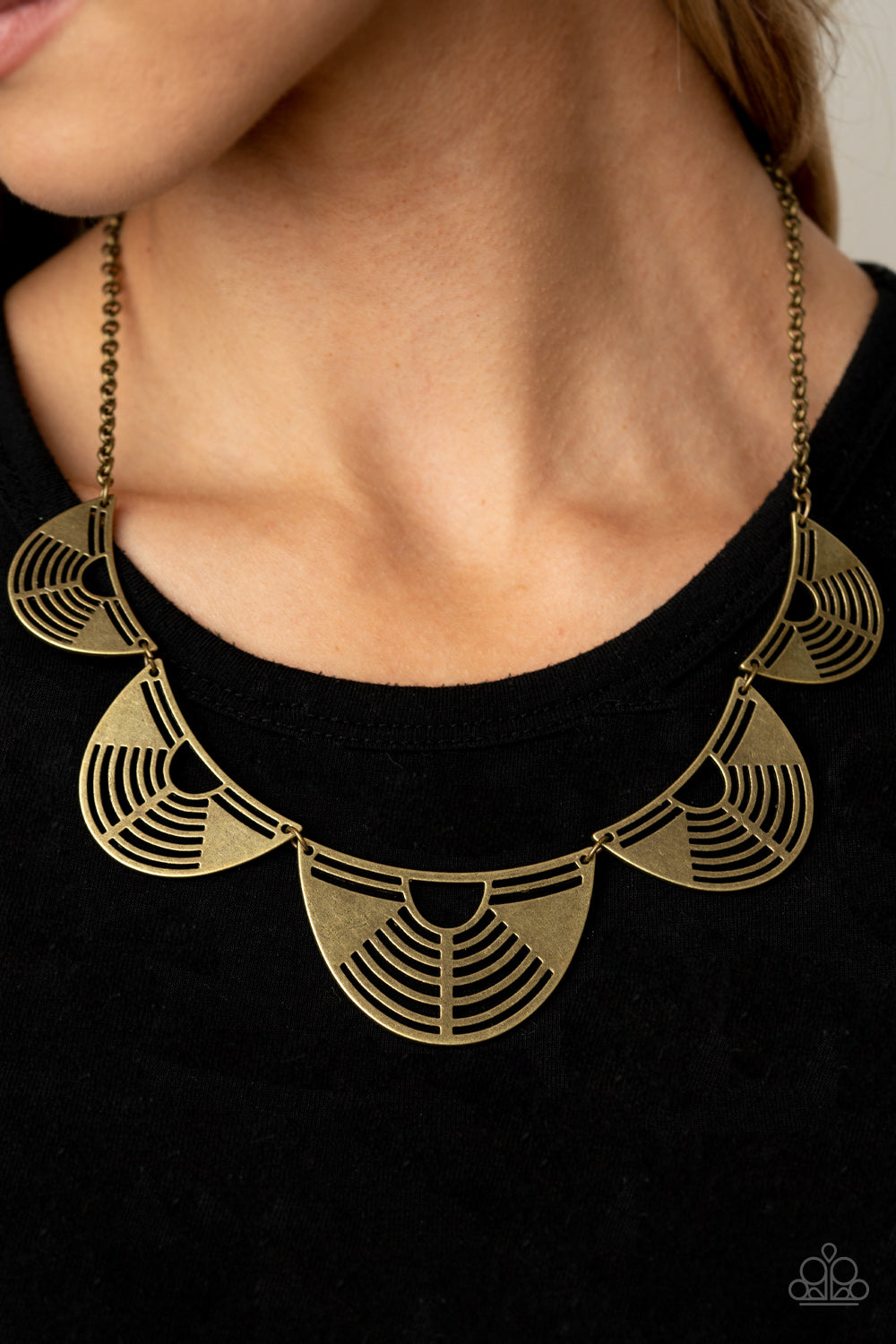 Record-Breaking Radiance - Brass Necklace - Paparazzi Accessories - Paparazzi Accessories 