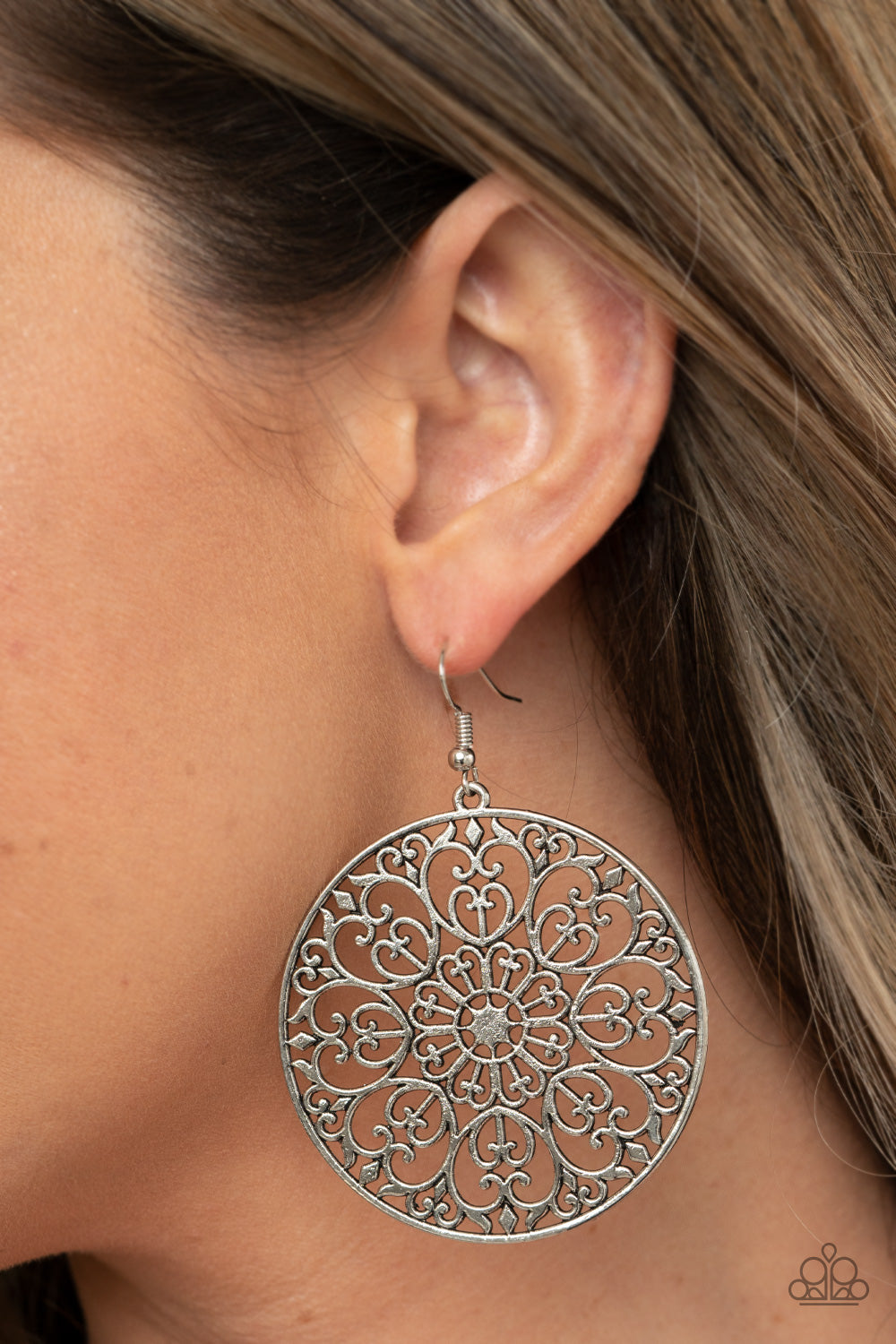 Make A MANDALA Out Of You - Silver  - Paparazzi Accessories - Paparazzi Accessories 