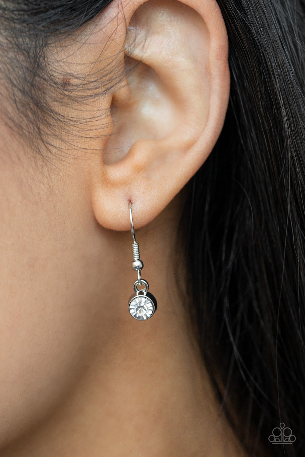 Long Live Sparkle - White- Paparazzi Accessories - Paparazzi Accessories 