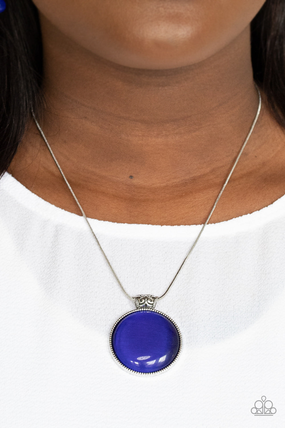 Look Into My Aura - Blue - Paparazzi Accessories 