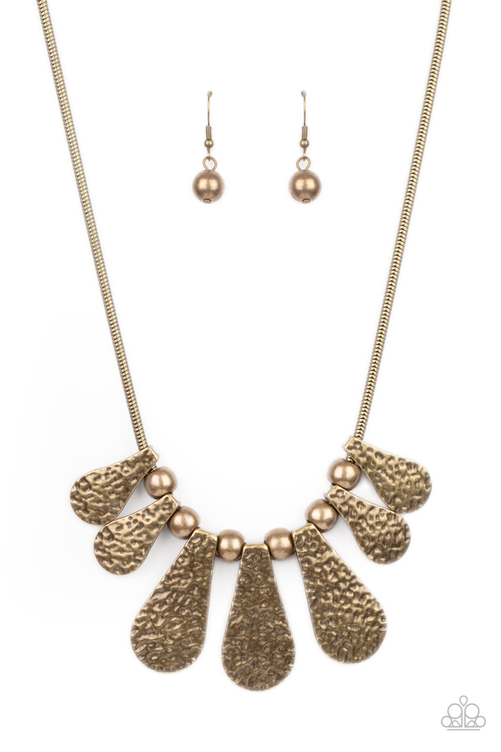 Gallery Goddess - Brass Necklace - Paparazzi Accessories - Paparazzi Accessories 