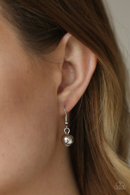 Extra Exhilarating - Silver Necklace - Paparazzi Accessories - Paparazzi Accessories 