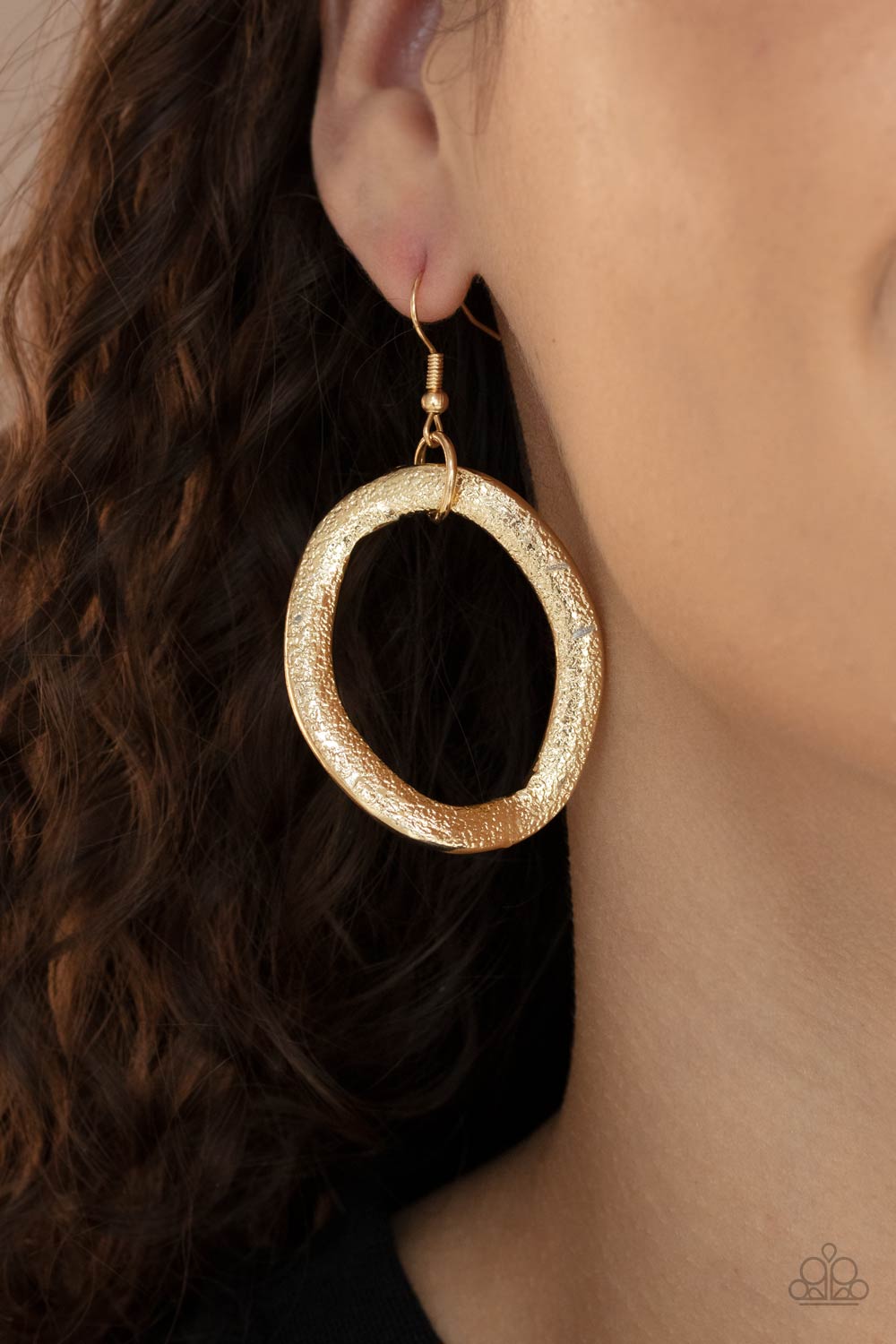 Industrial Intimidation - Gold Necklace  - Paparazzi Accessories - Paparazzi Accessories 