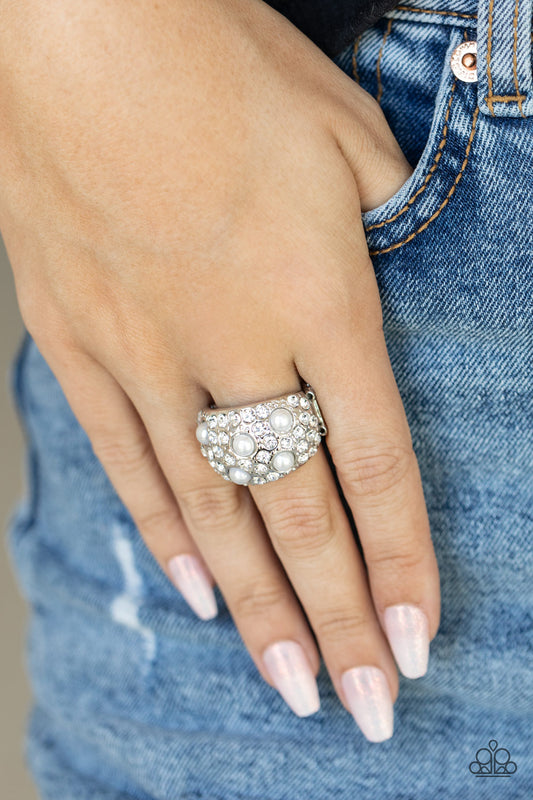 Gatsbys Girl - White Ring - Paparazzi Accessories - Paparazzi Accessories 