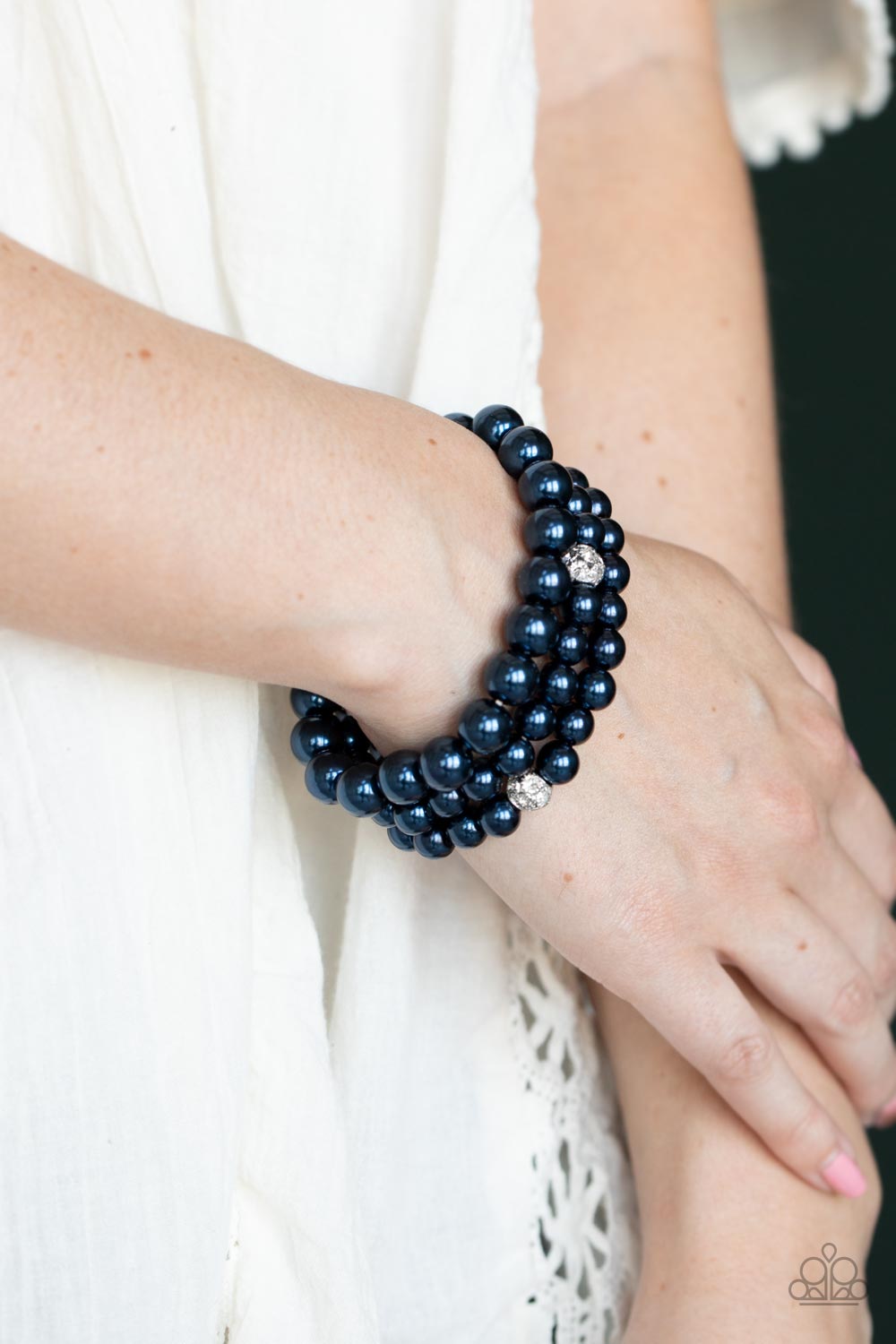 Here Comes The Heiress - Blue Bracelet - Paparazzi Accessories - Paparazzi Accessories 
