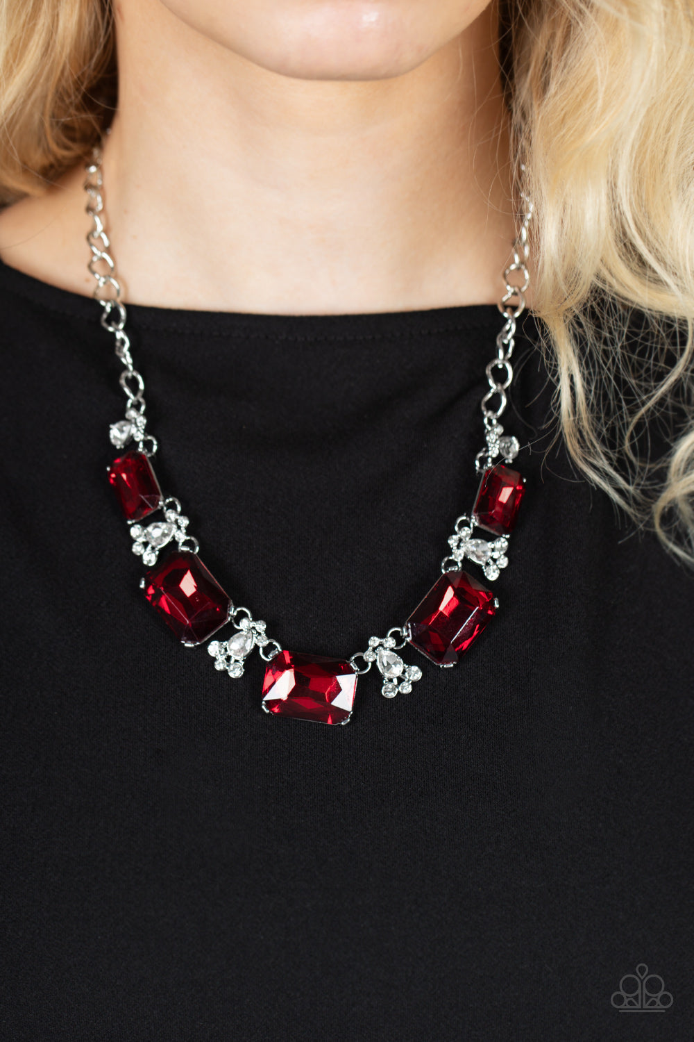 Flawlessly Famous - Red Necklace - Paparazzi Accessories - Paparazzi Accessories 