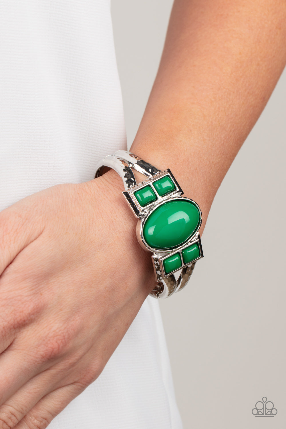 A Touch of Tiki - Green Bracelet - Paparazzi Accessories - Paparazzi Accessories 