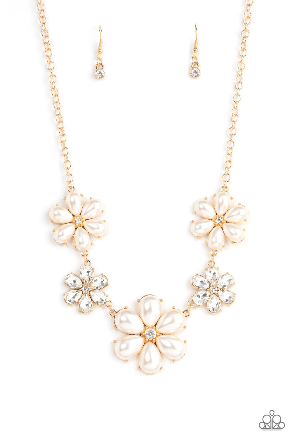 Fiercely Flowering - Gold Necklace - Paparazzi Accessories - Paparazzi Accessories 