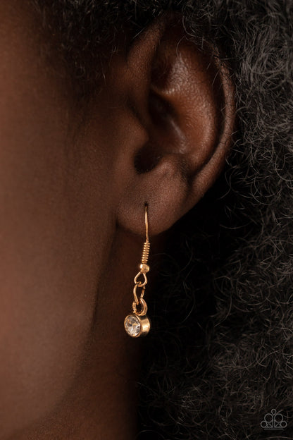 Fiercely Flowering - Gold Necklace - Paparazzi Accessories - Paparazzi Accessories 