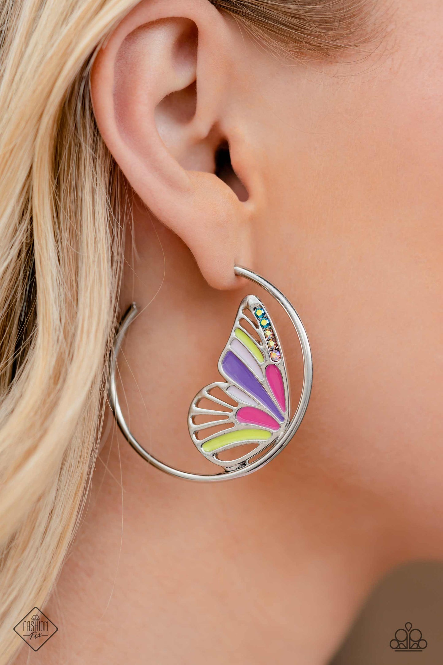 Glimpses of Malibu - Complete Trend Blend - Paparazzi Accessories