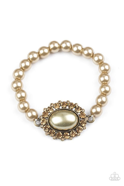 Starry - Eyed Starlet Brass - Paparazzi Accessories 