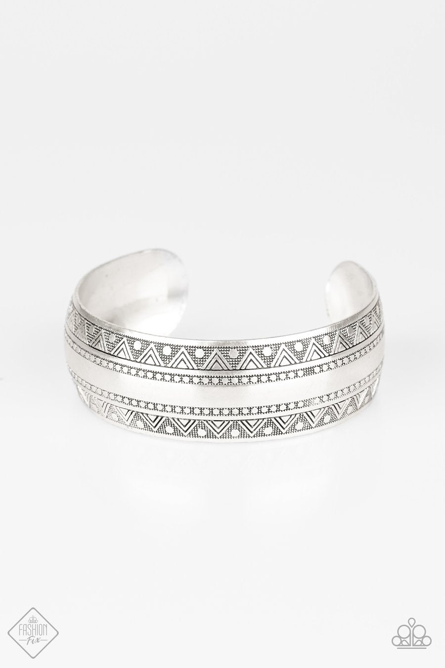 Desert Peaks Silver - Paparazzi Accessories 