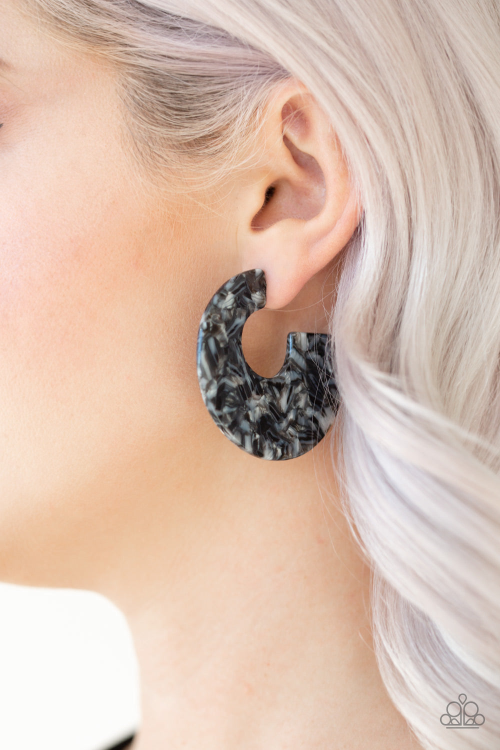 Tropically Torrid - Black Earrings - Paparazzi Accessories - Paparazzi Accessories 